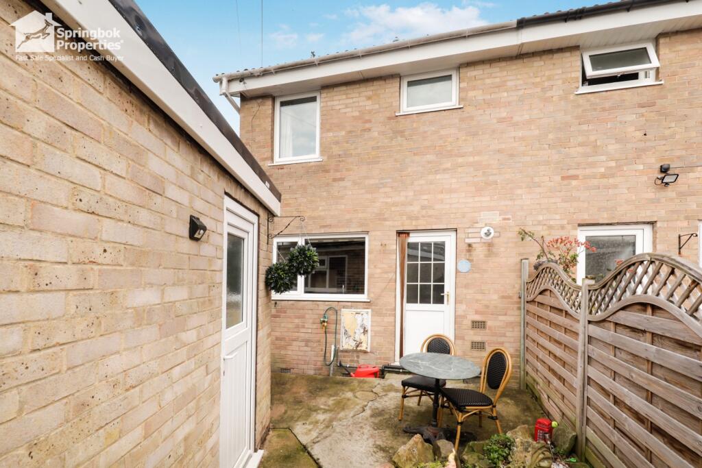 2 bedroom semi-detached house