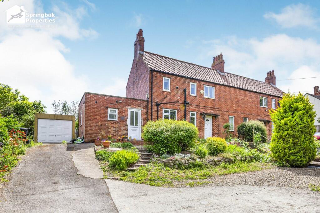 3 bedroom semi-detached house