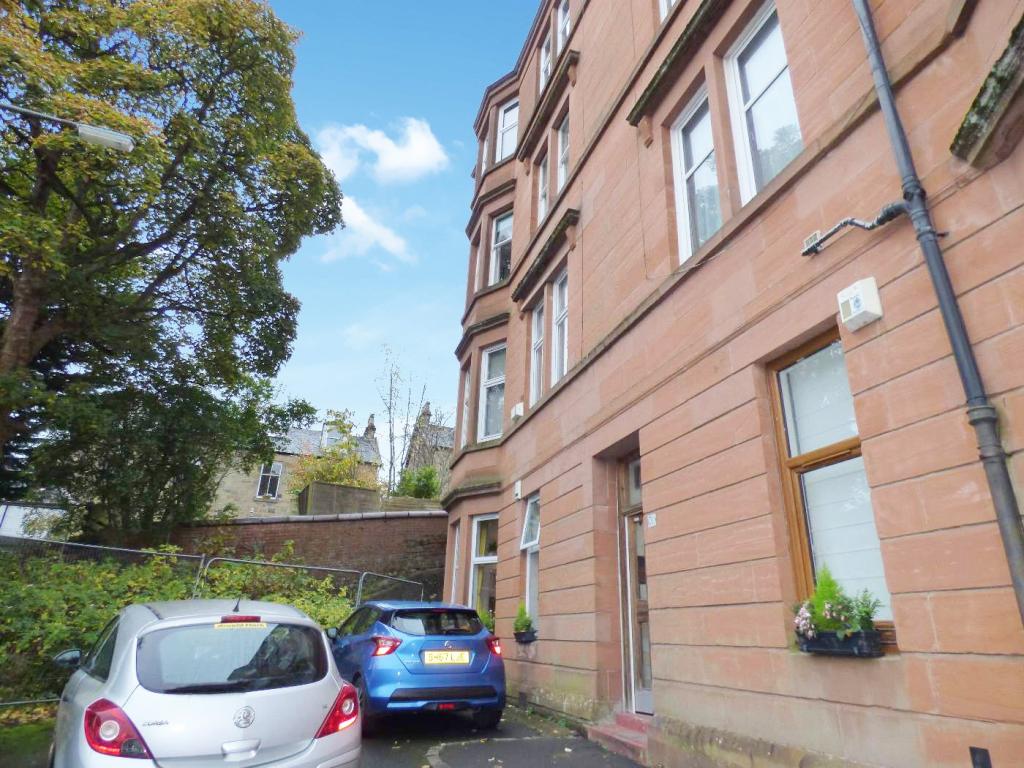 2 bedroom flat for sale in 108 Albert Road, Glasgow, Renfrewshire, G42