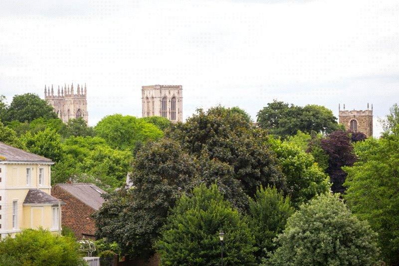 2 bedroom apartment for sale in Grasmead House, 1 Scarcroft Hill, York