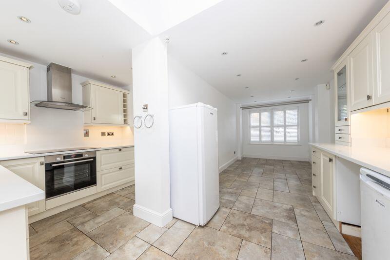 Additional property image - Gordons Walk, Harpenden