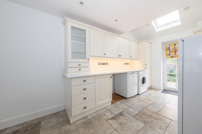 Additional property image - Gordons Walk, Harpenden