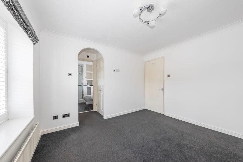 Additional property image - Gordons Walk, Harpenden
