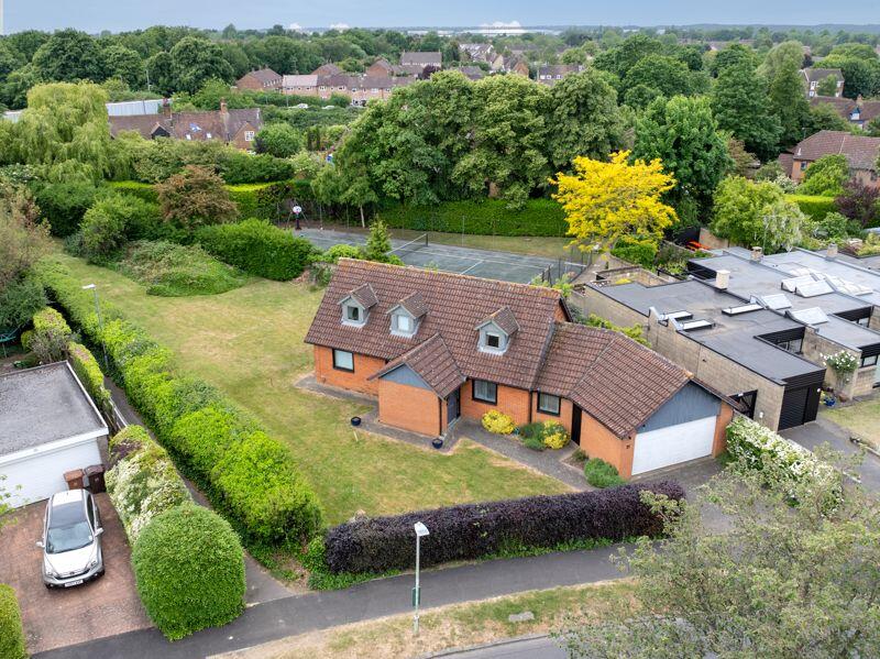 Main image of property: The Ryde, Hatfield