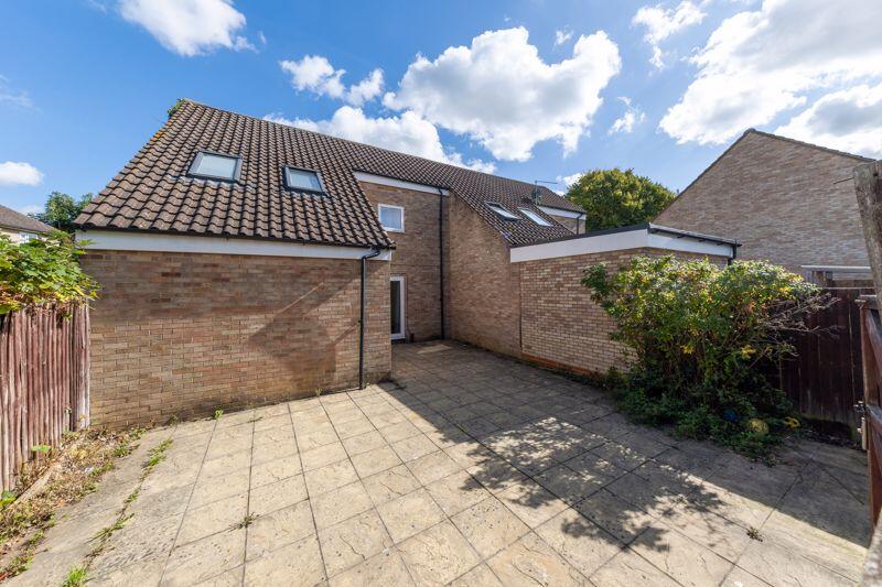 Main image of property: Strawmead, Hatfield