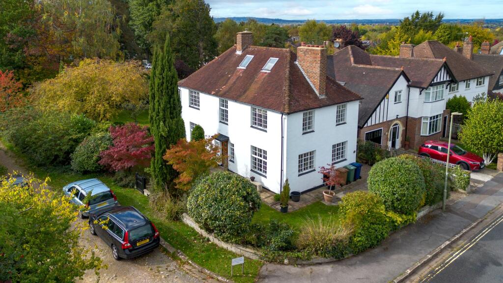 Main image of property: Sandfield Road, Headington, OX3