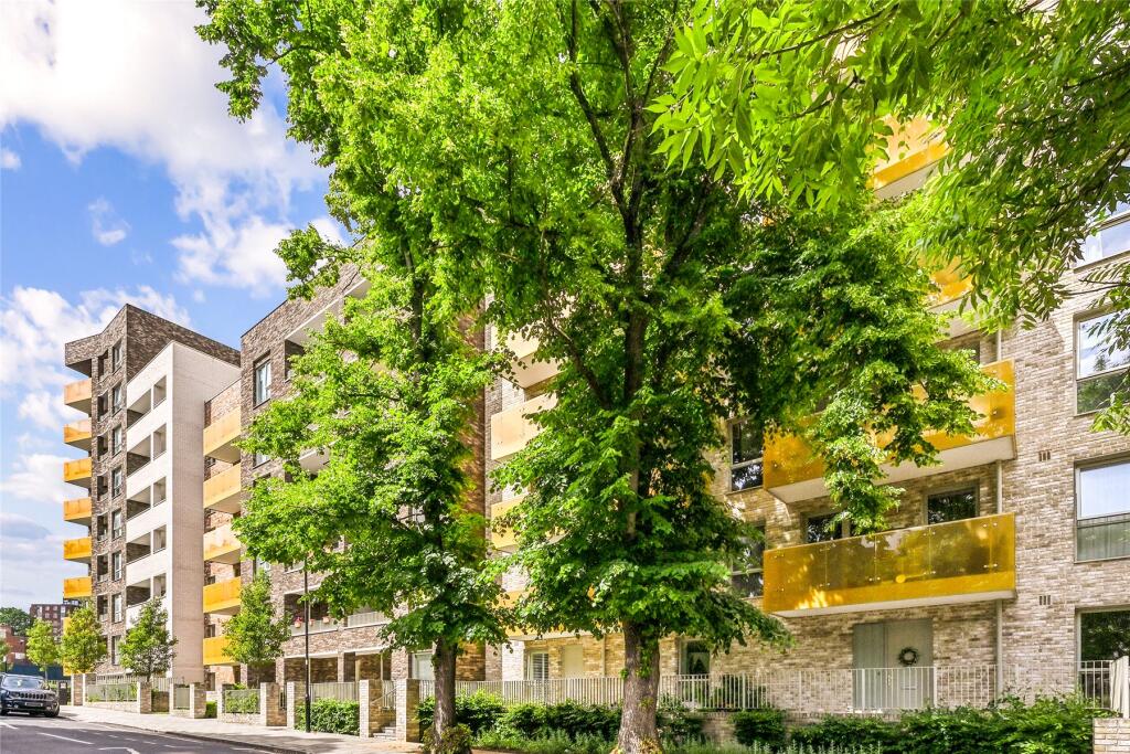 Main image of property: Avenue Road, London, W3