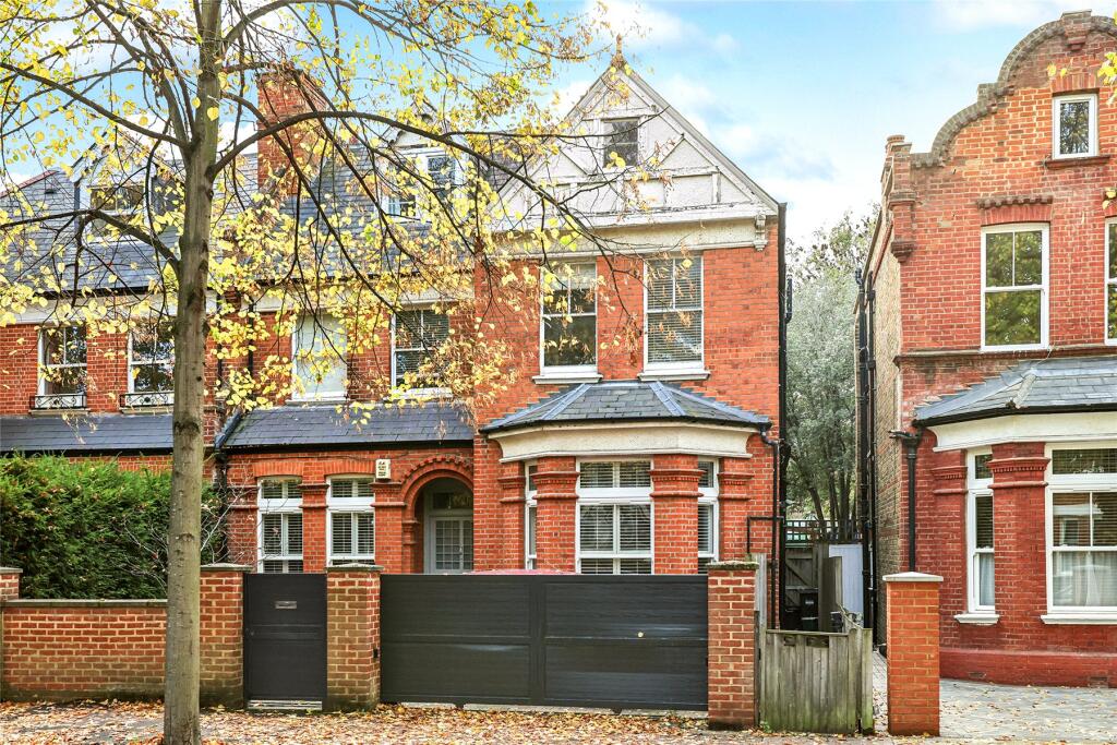 Main image of property: Dukes Avenue, London, W4