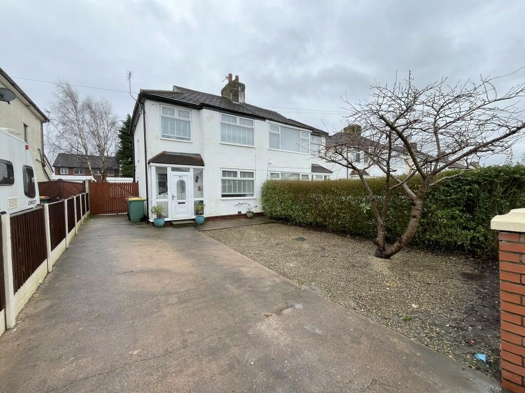 3 bedroom semidetached house for sale in Blackpool Road, Lea, Preston PR2