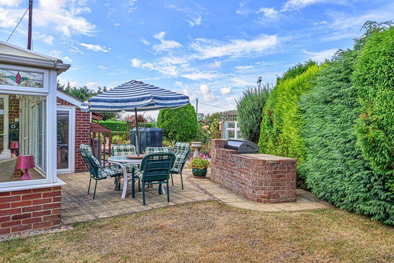 4 bedroom detached house for sale in Nash Road, Ash, Nr. Canterbury, CT3