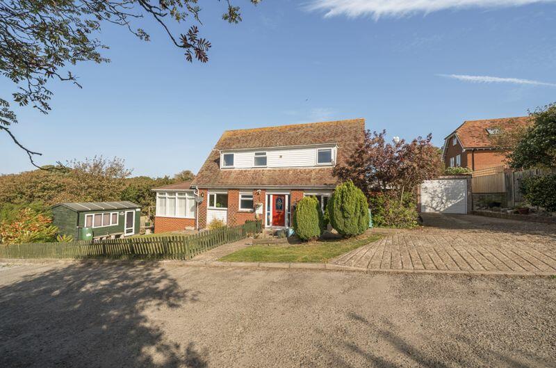 3 bedroom detached house for sale in St. Margarets Bay, CT15