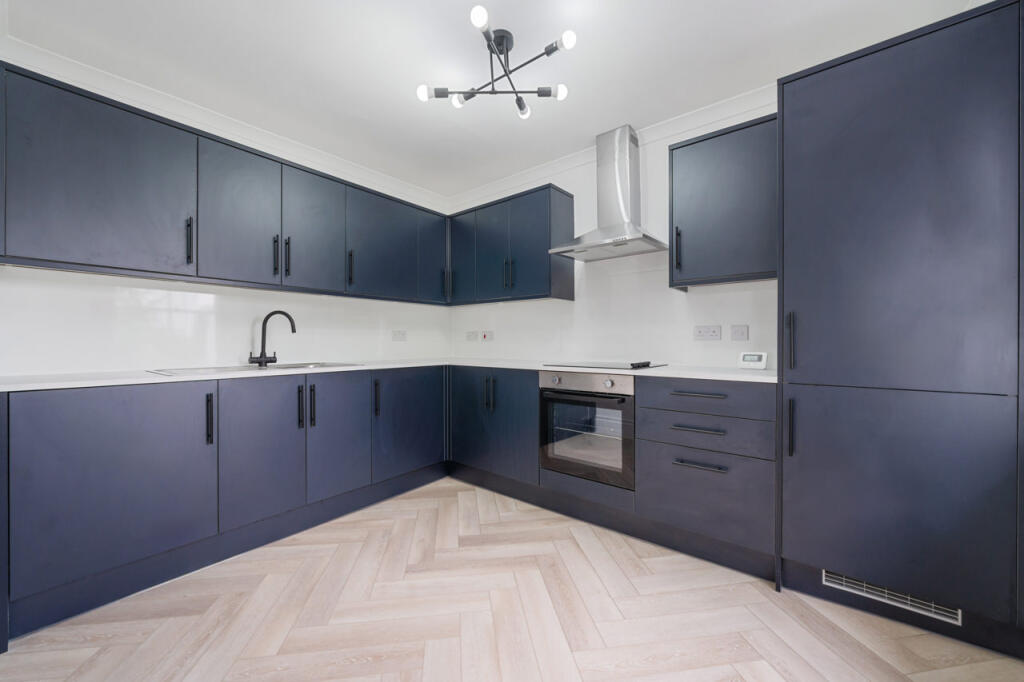 Main image of property: 141 Evering Road