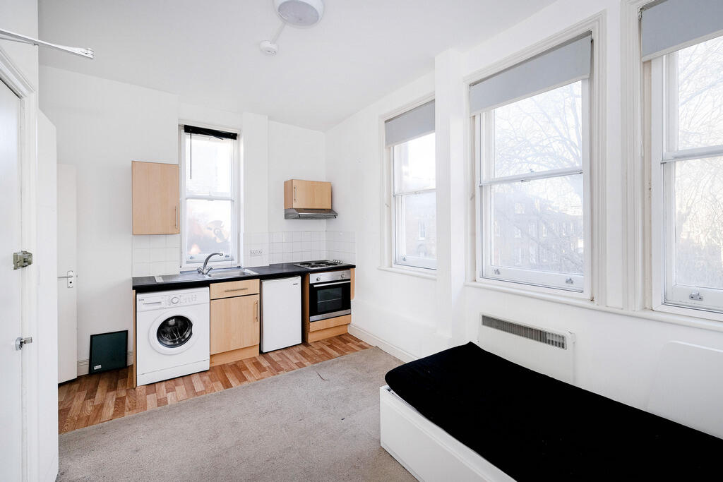 Main image of property: 92A Old Street (4), Flat 4, Clerkenwell
