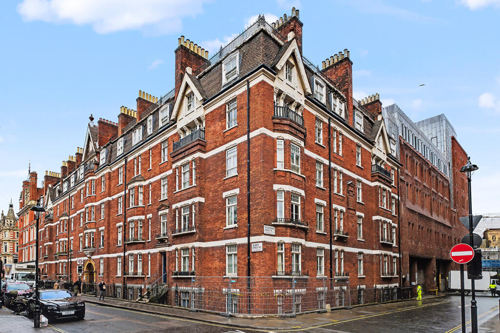 Main image of property: 28 Cavendish Buildings