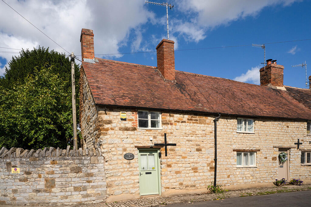 Main image of property: Kineton