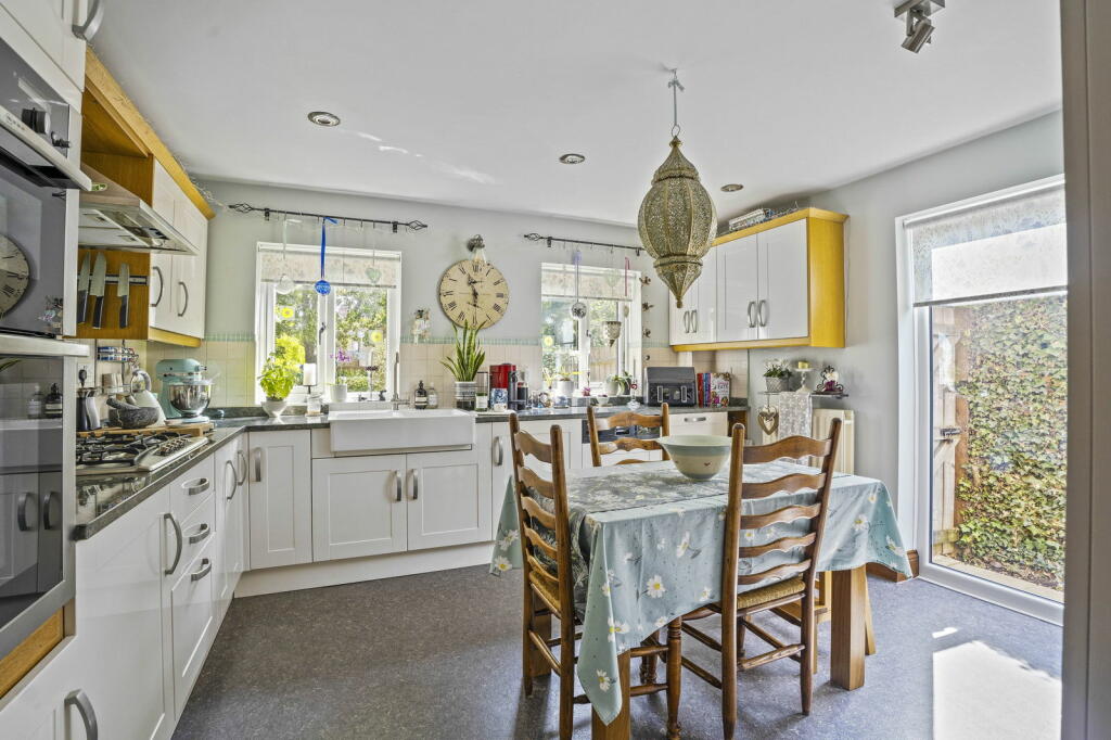 Additional property image - London Road, Shipston On Stour, CV36 4EP