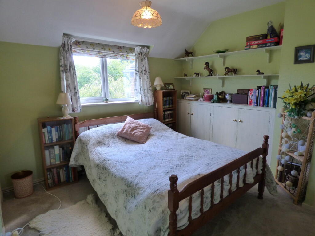 Additional property image - Featherbed Lane, Cherington, Shipston-on-stour, CV36 5HP