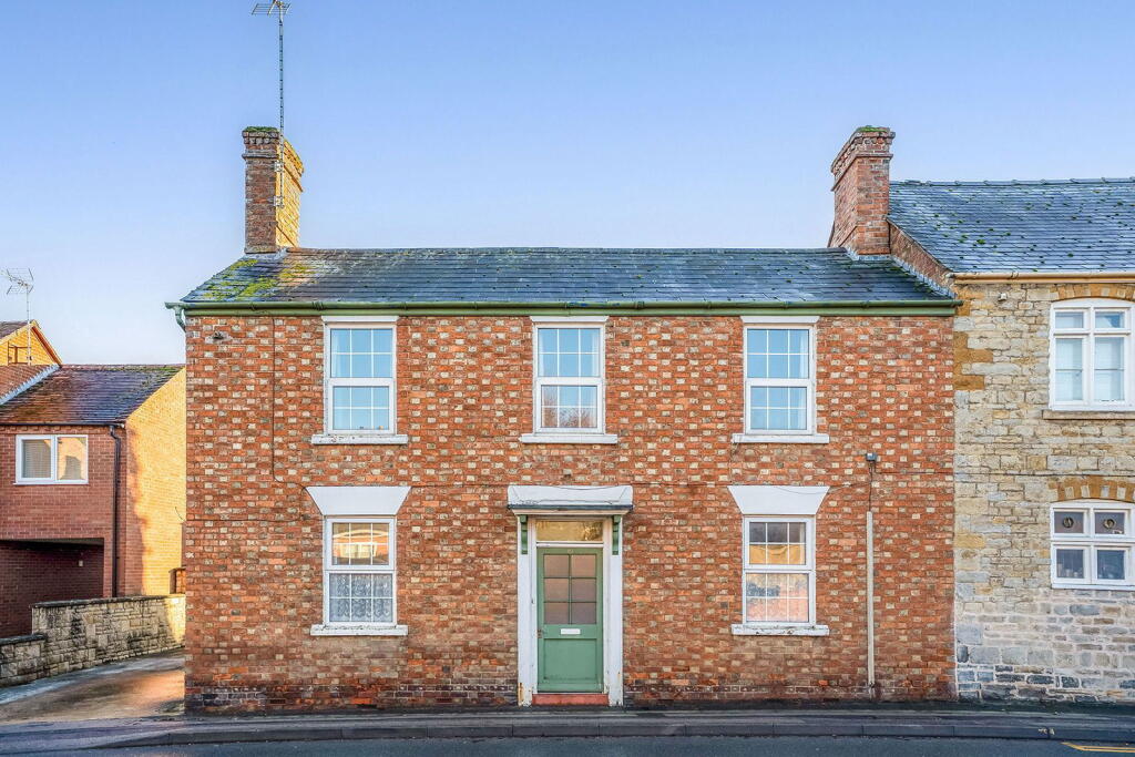 Main image of property: West Street, Shipston-on-stour, CV36 4HD