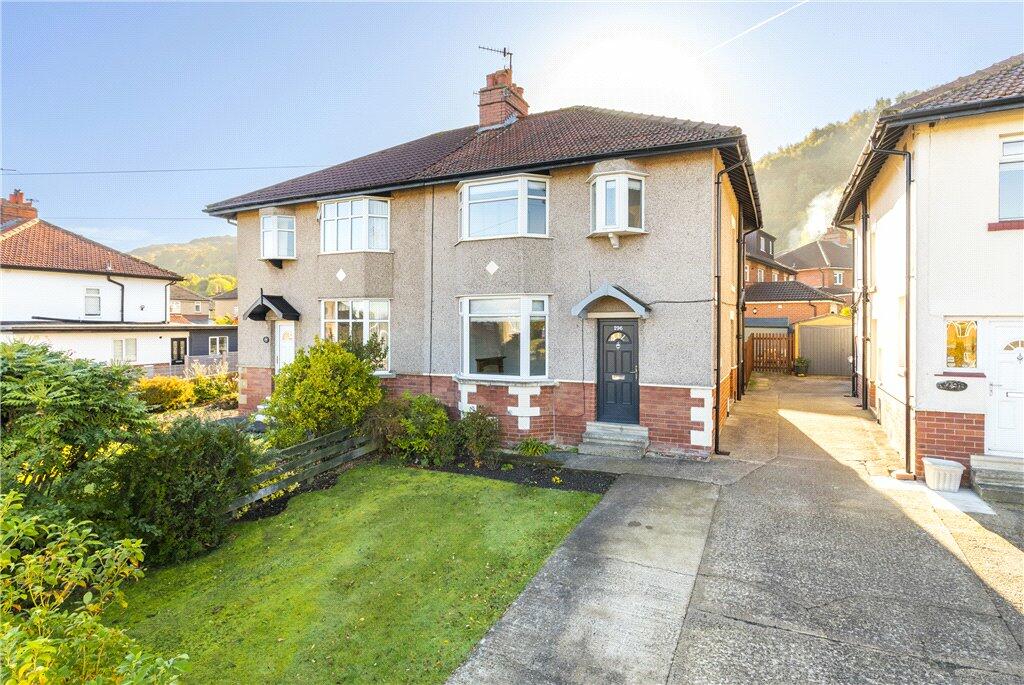 3 bedroom semidetached house for sale in Bradford Road, Otley, West