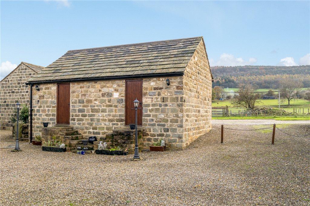 4 bedroom barn conversion for sale in Midgley Farm Yard, East Busk Lane