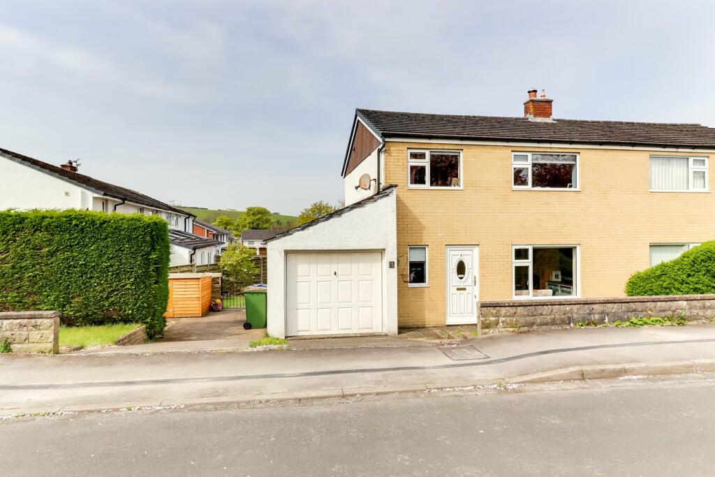3 bedroom semidetached house for sale in Holmewood Avenue, Cockermouth