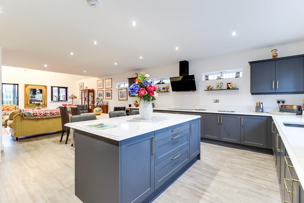 Additional property image - The Woodlands, Seaton, CA14