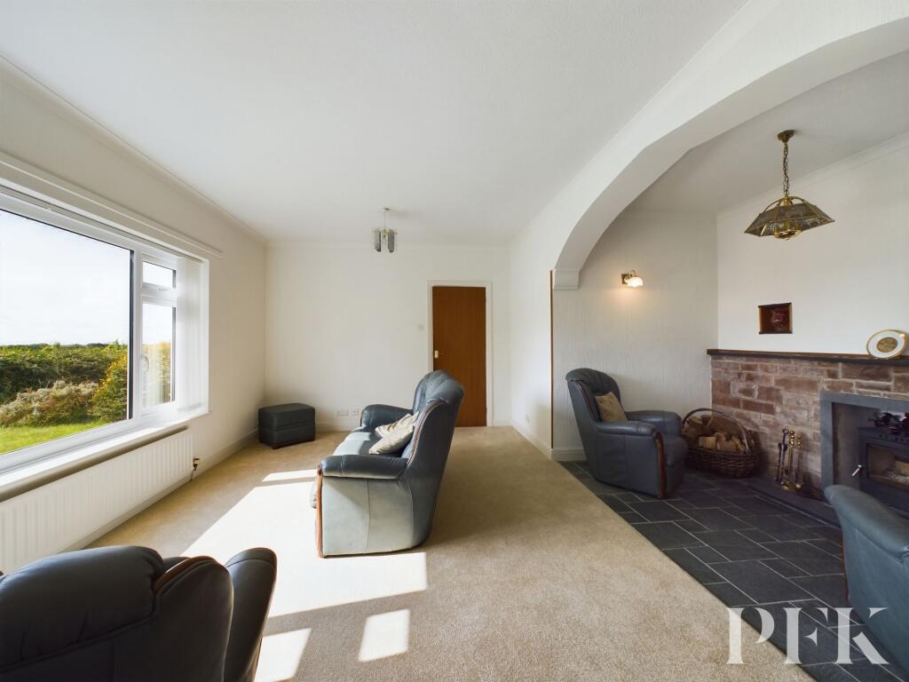 Additional property image - Holmrook, CA19