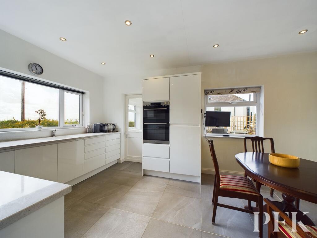 Additional property image - Holmrook, CA19