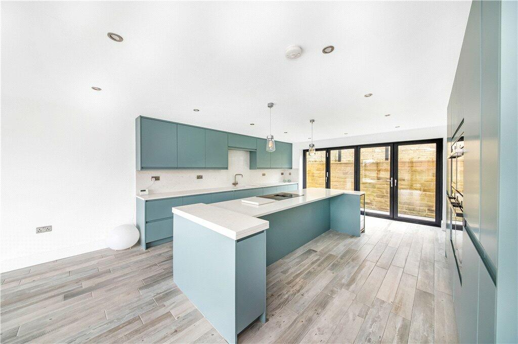 Additional property image - Banks Lane, Riddlesden, BD20