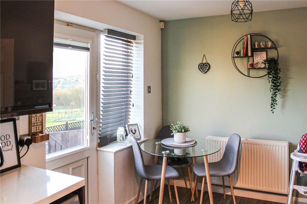 Additional property image - Pasture Avenue, Oakworth, Keighley, West Yorkshire, BD22