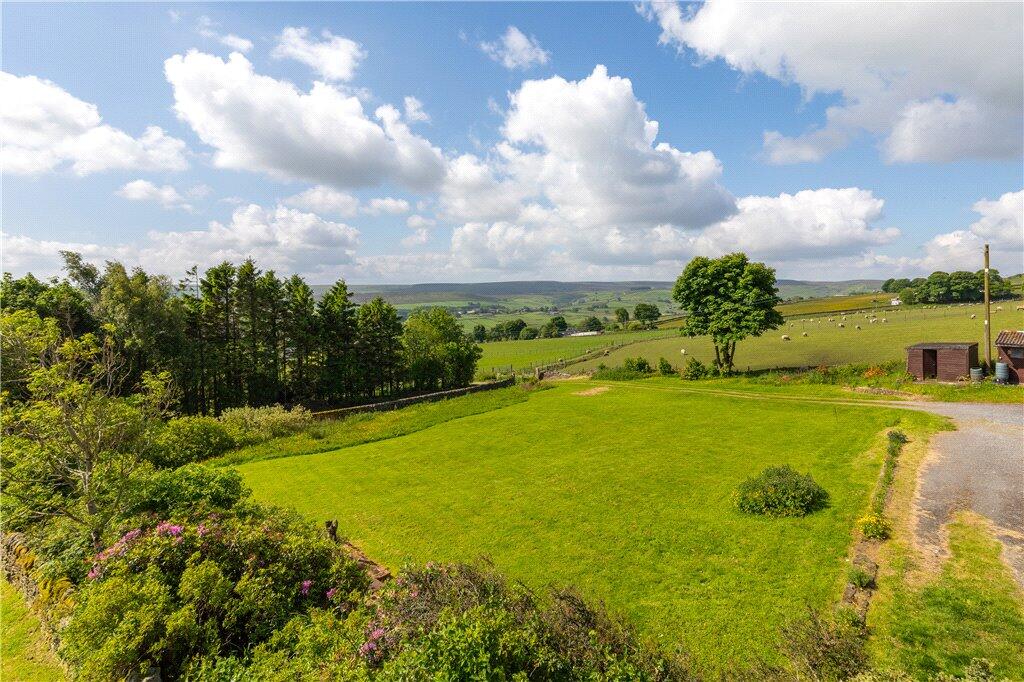 Additional property image - Pickles Hill, Oldfield, Keighley, West Yorkshire, BD22