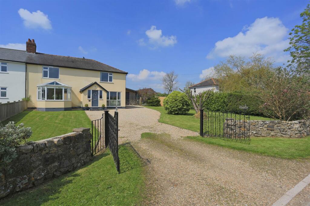 4 bedroom house for sale in Waggs Plot, Colston, Axminster, EX13