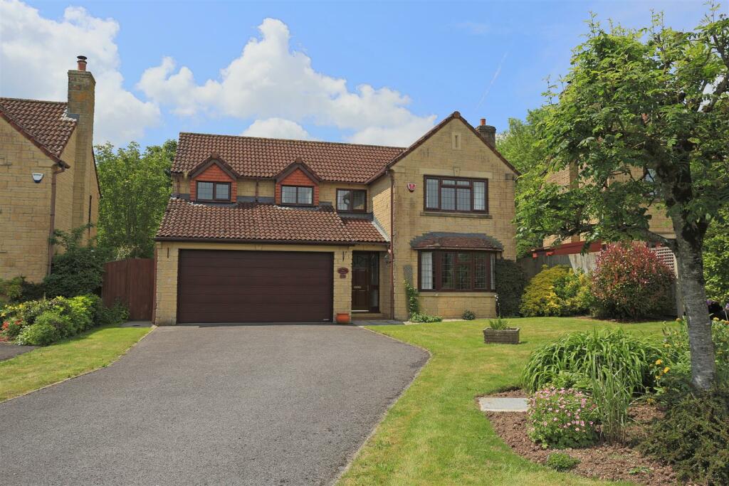 4 bedroom detached house for sale in Beaufitz Place, Tatworth, Chard, TA20