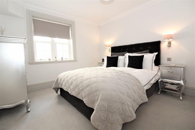 2 bedroom flat for rent in London Road, Tunbridge Wells, TN1