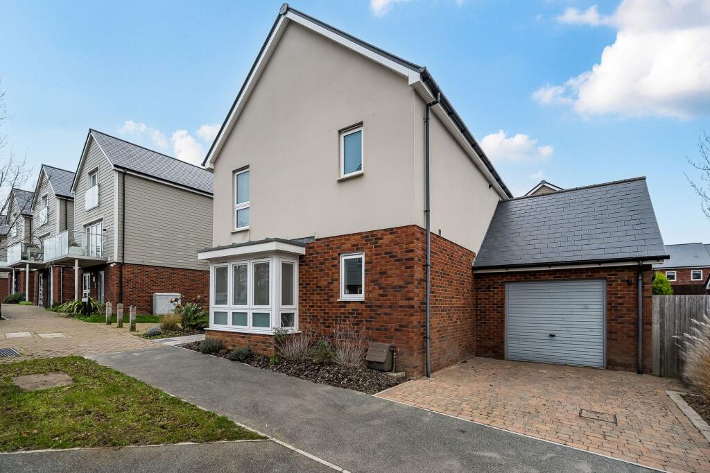 Main image of property: Herald Gardens, Tunbridge Wells, TN2