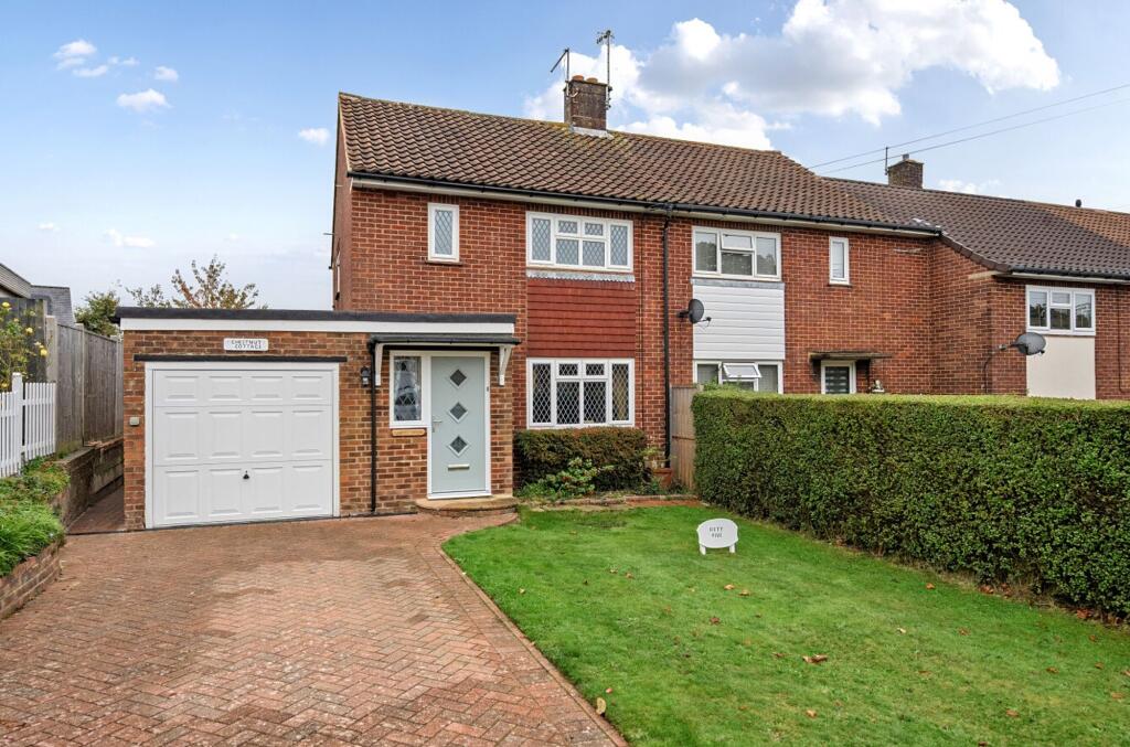 Main image of property: Chestnut Cottage, 55 Chestnut Avenue