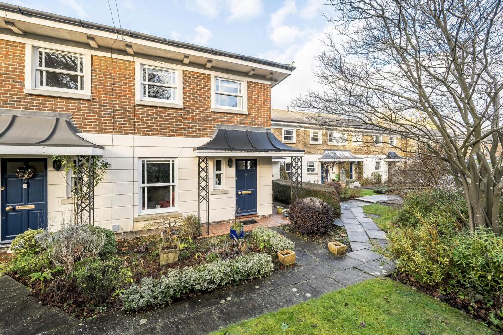 Main image of property: Linden Gardens, Tunbridge Wells, TN2