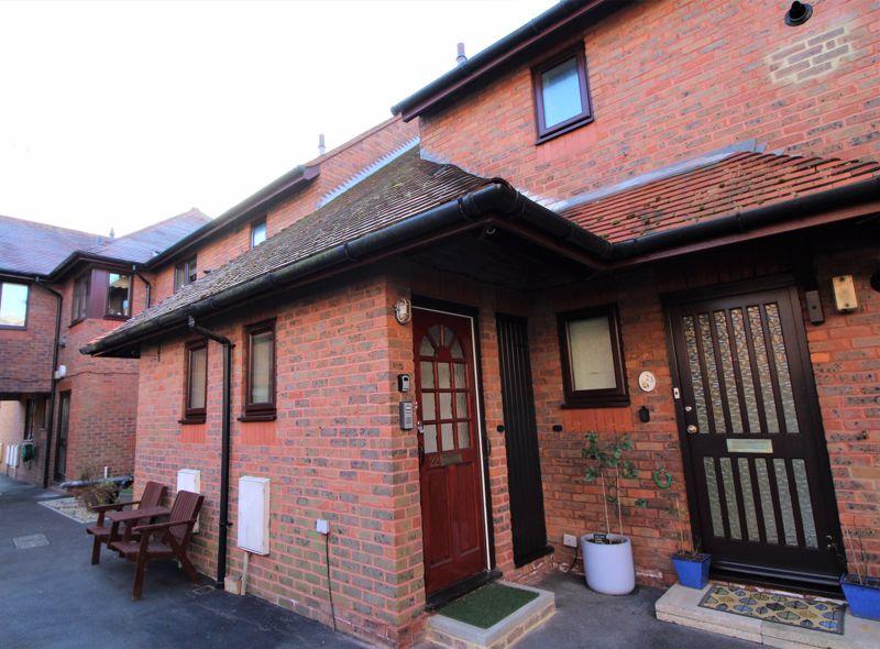 1 bedroom retirement property for sale in Lyons Crescent, Tonbridge, TN9