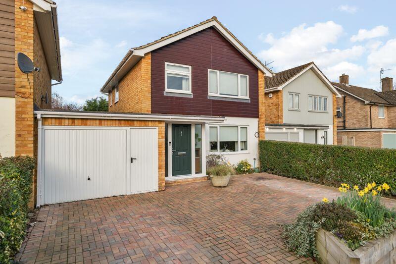 3 bedroom link detached house for sale in Great Elms, Hadlow, Kent