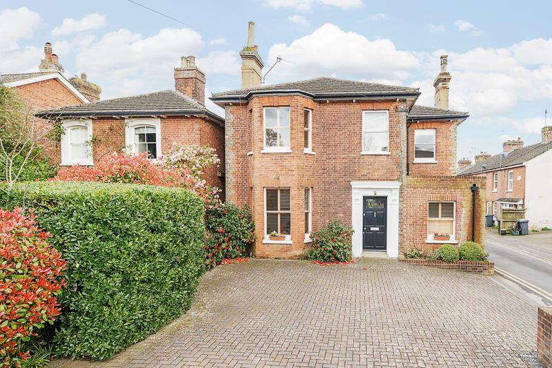 Main image of property: Hadlow Road, Tonbridge, Kent, TN9 1NZ