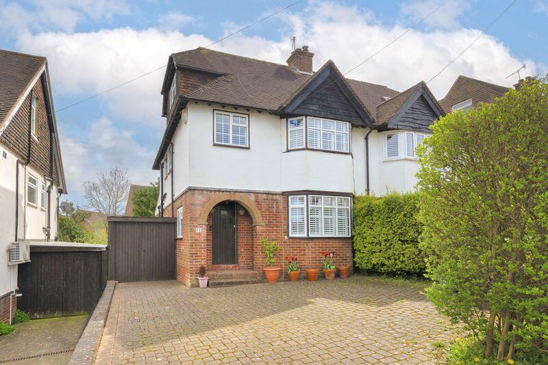 4 bedroom semidetached house for sale in Deakin Leas, Tonbridge, TN9