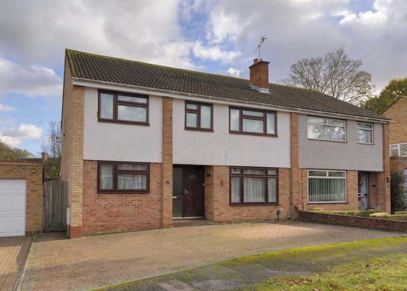 5 bedroom semidetached house for sale in Silverhurst Drive, Tonbridge