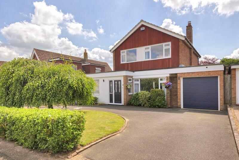 4 bedroom detached house for sale in Barchester Way, Tonbridge, TN10 4HR, TN10