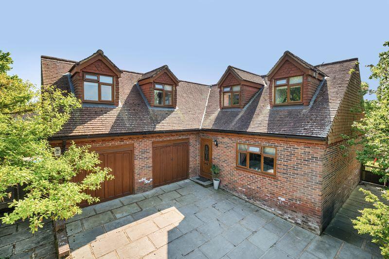 Main image of property: Kingsmead Park, Paddock Wood, TN12 6HA