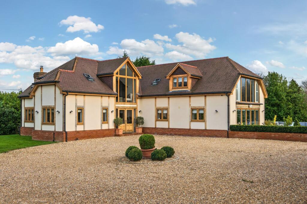 Main image of property: Claygate Road, Laddingford, ME18