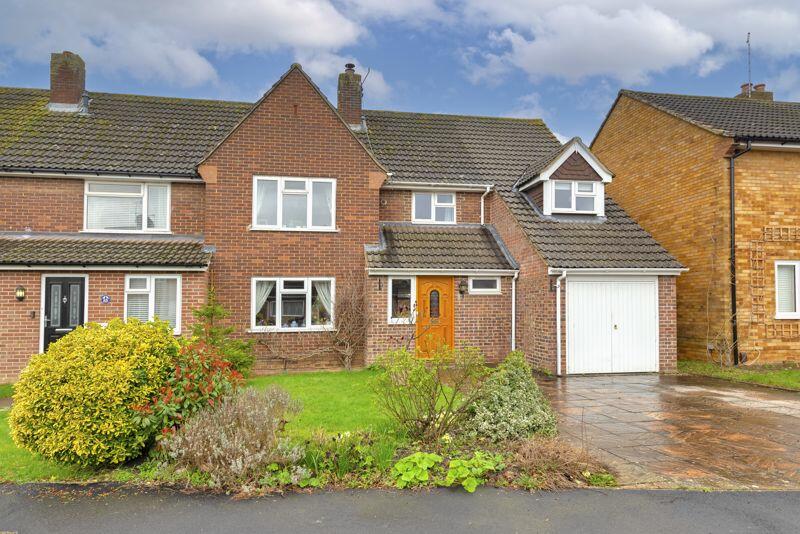 5 bedroom semidetached house for sale in Brookmead, Hildenborough
