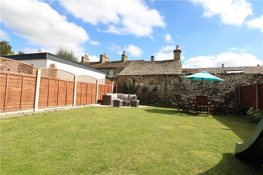 3 bedroom terraced house for sale in Neville Road, Gargrave, Skipton, BD23