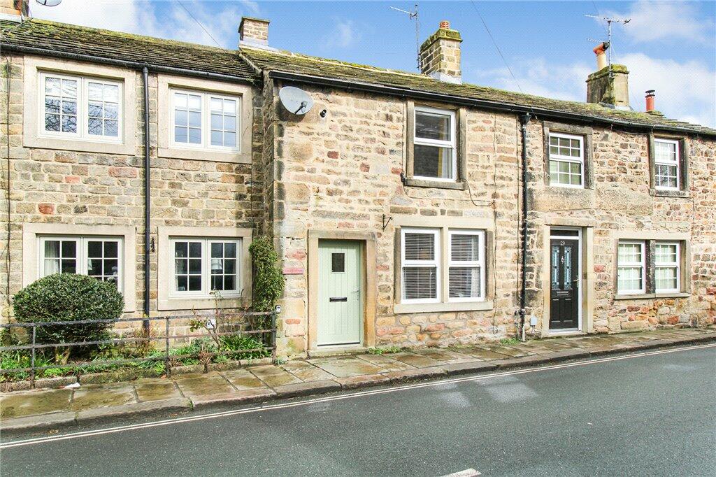 2 bedroom terraced house for sale in Main Street, Embsay, Skipton