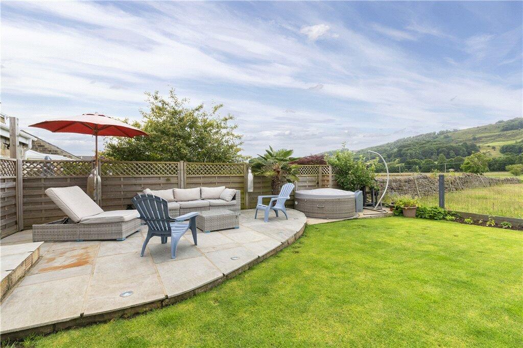 Additional property image - Clayton Hall Road, Cross Hills, North Yorkshire, BD20