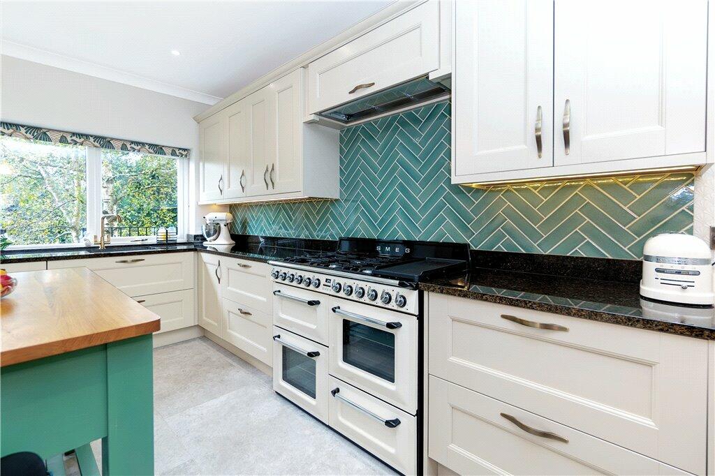 Additional property image - Raikeswood Drive, Skipton, North Yorkshire, BD23